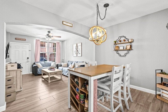 Building Photo - 308 Belmont Pl