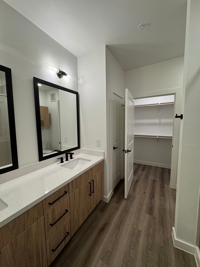 Building Photo - 1500 Old Decatur Rd