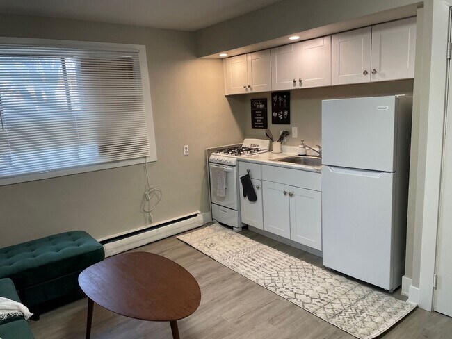 Interior Photo - Highland Park Apartments (DSM)