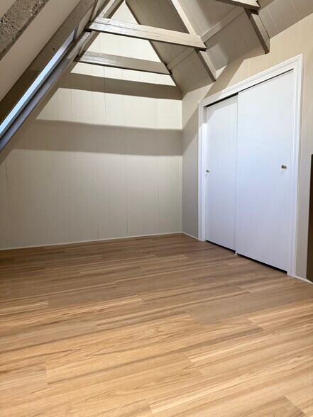 Bedroom 2 - 60 Redington St