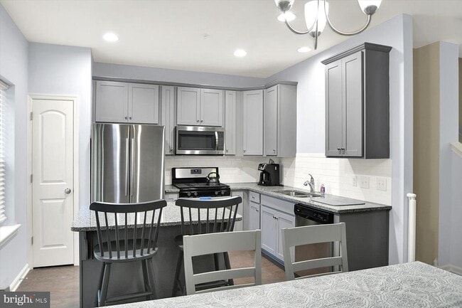 Building Photo - 3600 Jacob Stout Rd