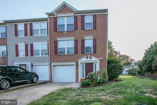 Primary Photo - 4014 Fountain Bridge Ct