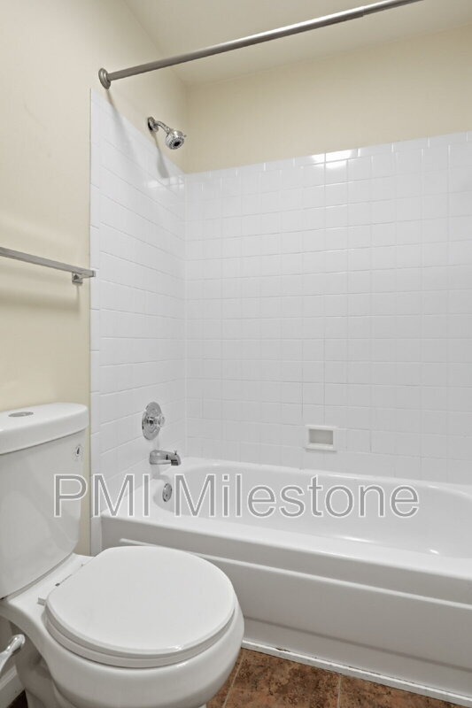 Building Photo - 6581 Ewald Ct