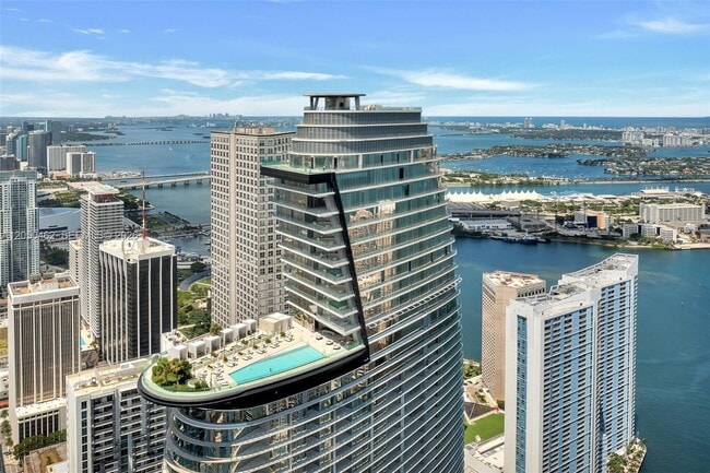 Building Photo - 300 Biscayne Blvd Way