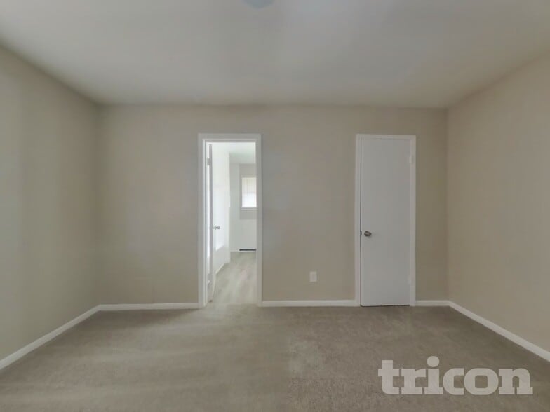 Building Photo - 18711 Highland Trail