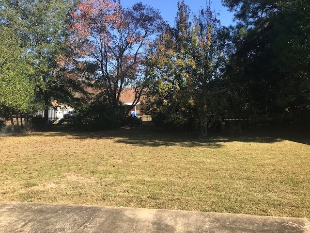 Building Photo - 752 Amity Ln