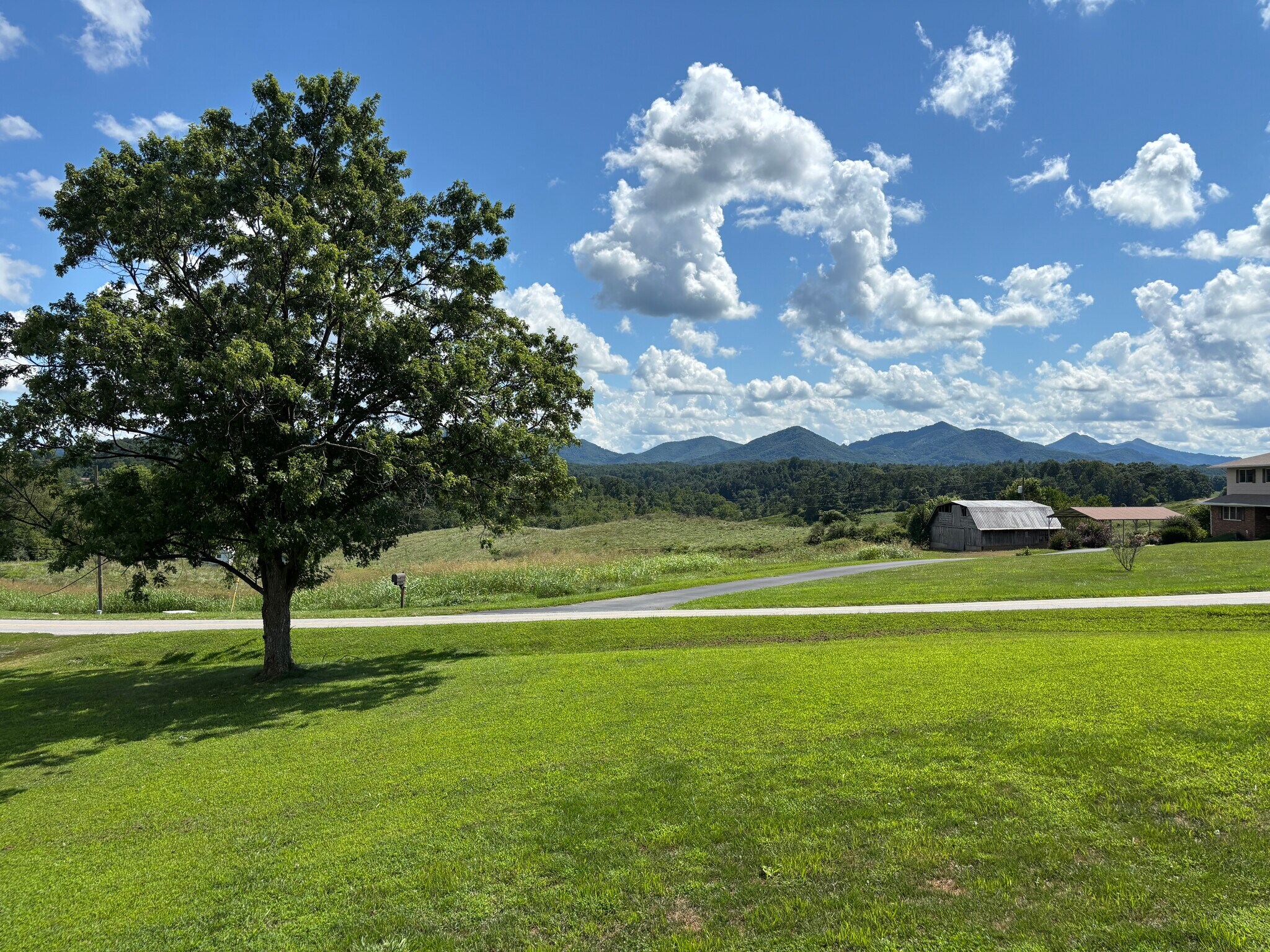 Building Photo - 1355 Bear Creek Rd
