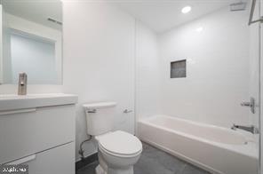 Building Photo - 727 N 39th St