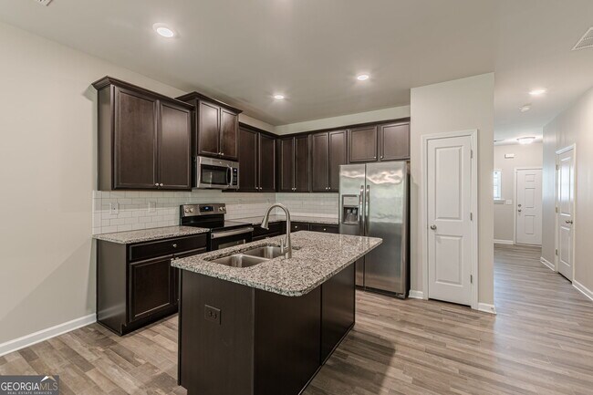 Building Photo - 4957 Elm Brook Dr