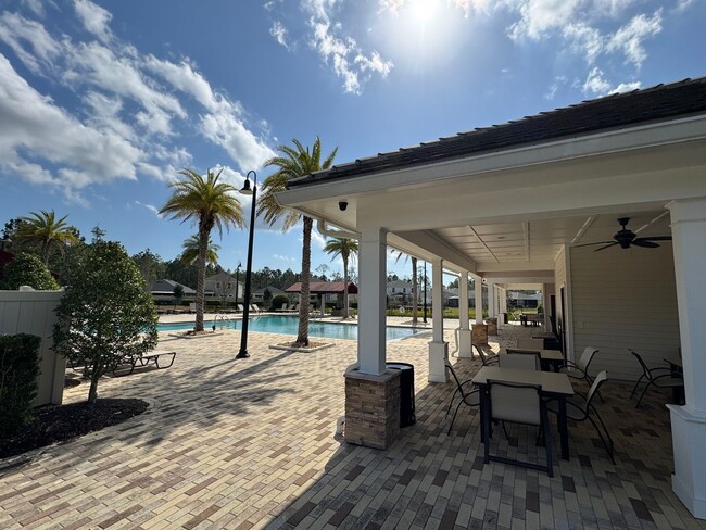 Building Photo - Serene Cul De Sac Home with Gorgeous Views!