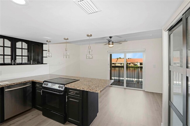 Building Photo - 5530 W 26th Ct