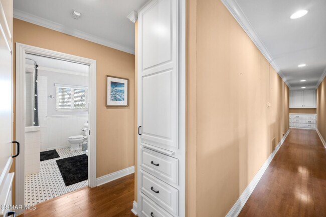 Building Photo - 167 Rimrock Rd