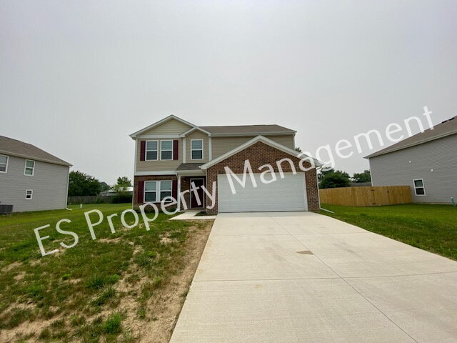 Building Photo - Lovely 5 Bedroom 3 Bathroom New Build in Muncie!