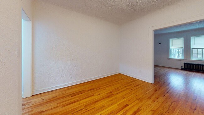 Interior Photo - Moreland Place