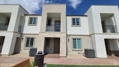 Building Photo - Brand New 2 Story Townhome