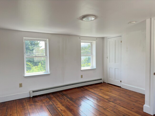 Building Photo - 1232 N Hancock St