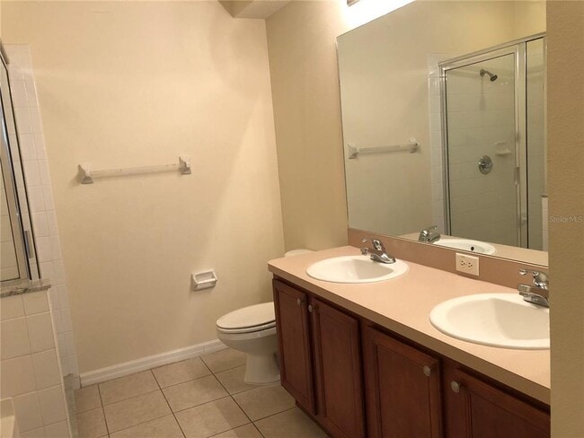 Building Photo - 9817 Carlsdale Dr