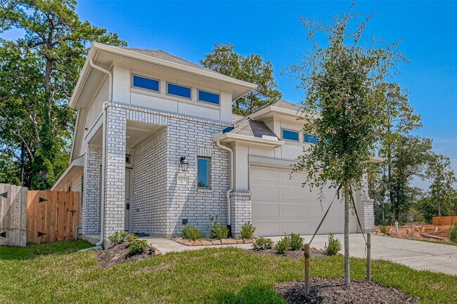 Building Photo - 32037 Towering Birch Trl