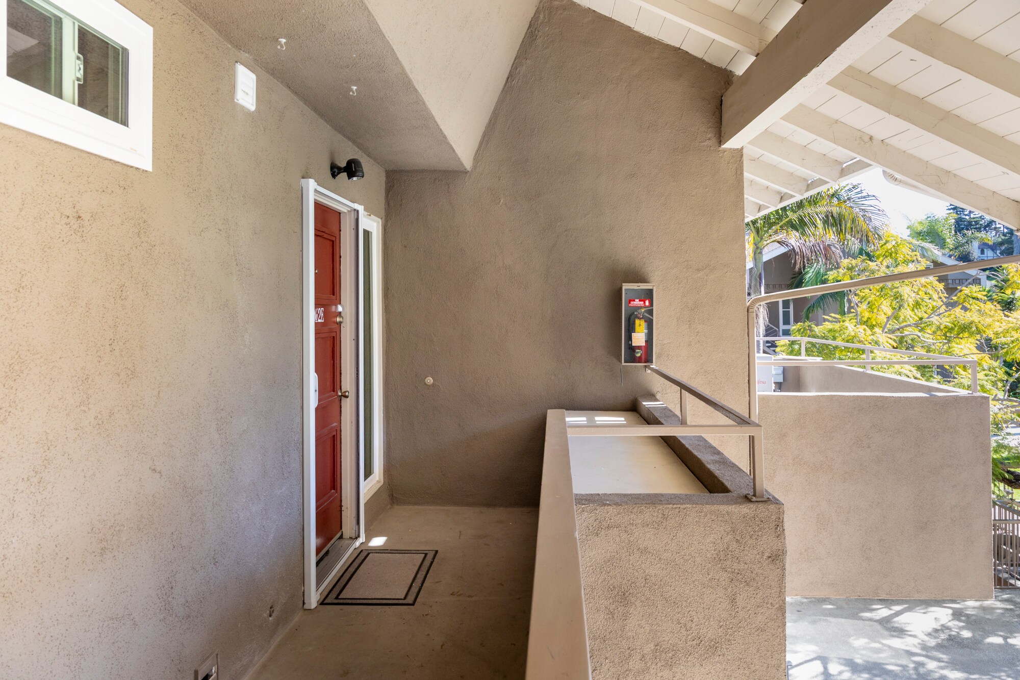 Building Photo - 2517 Navarra Dr