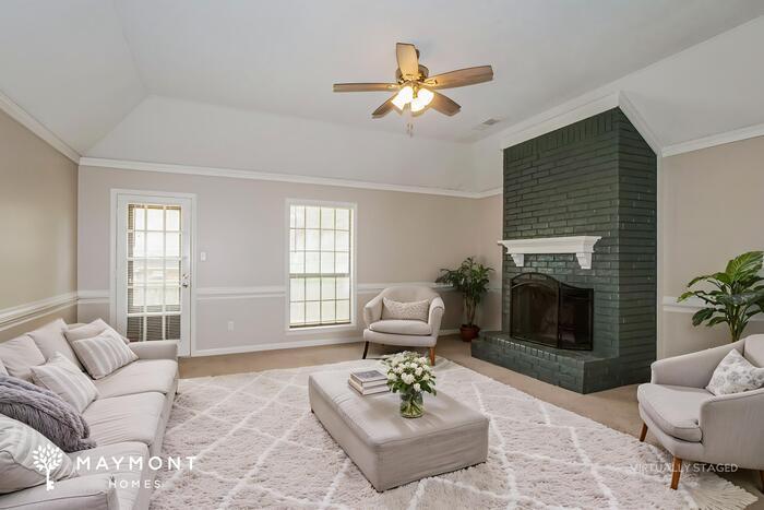 Building Photo - 3970 Almond Cove