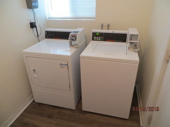 Building Photo - Renovated Studio Apartment in La Mesa