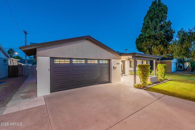 Building Photo - 8263 E Cypress St