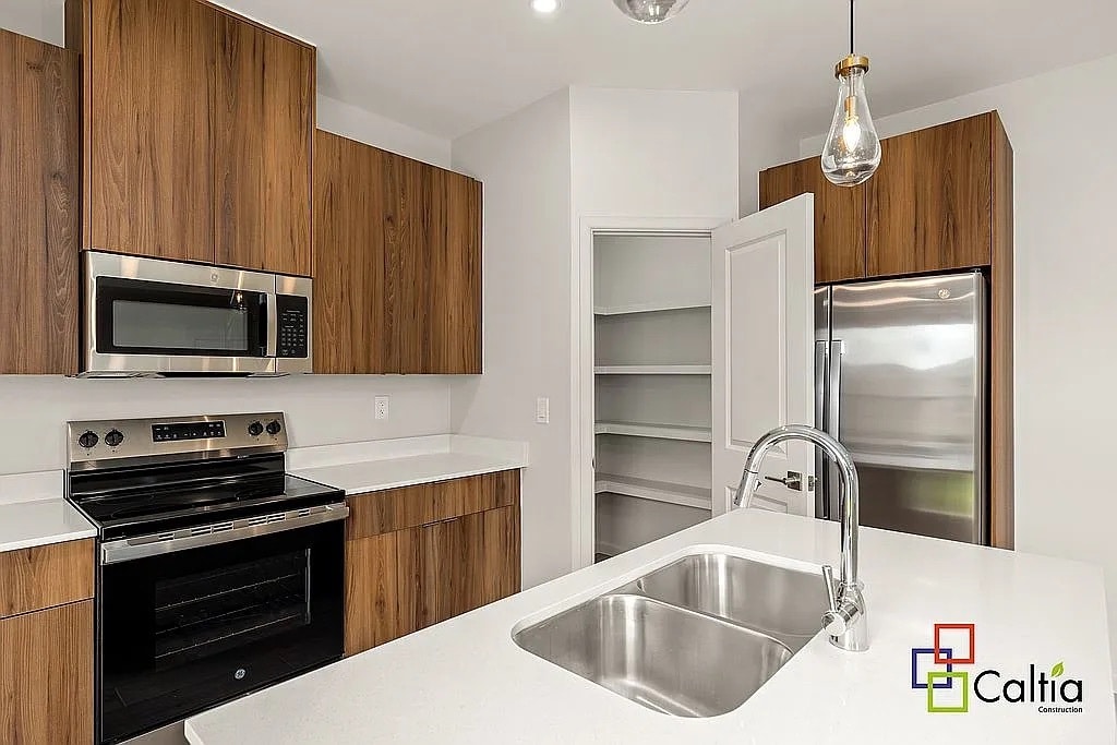 Building Photo - 3317 Duke Ave