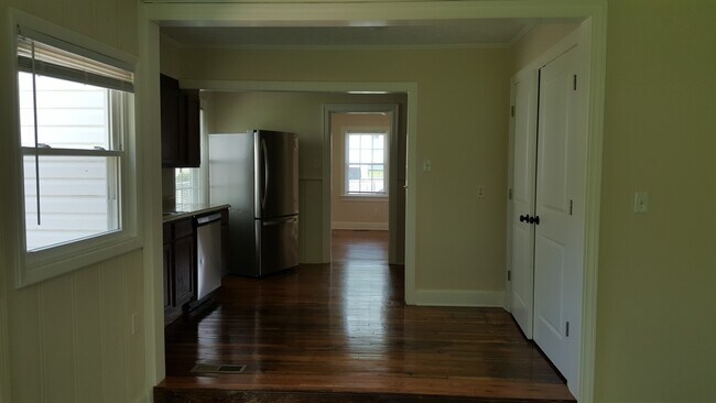 Building Photo - Pre-Leasing Now for Fall Semester 2026