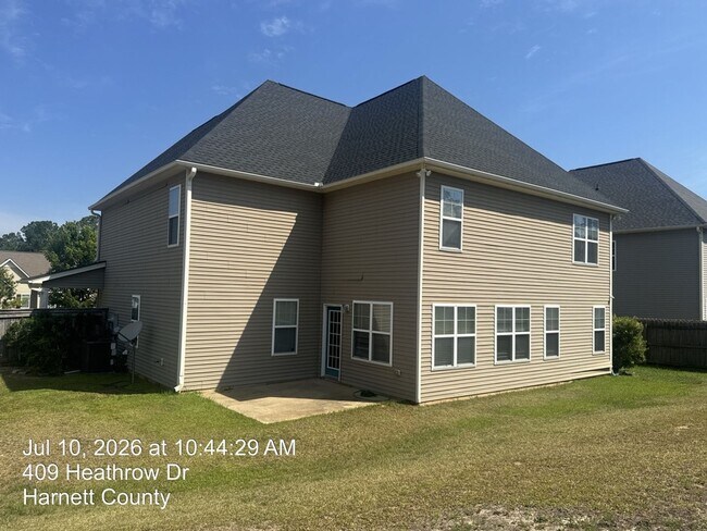 Building Photo - 394 Heathrow Drive