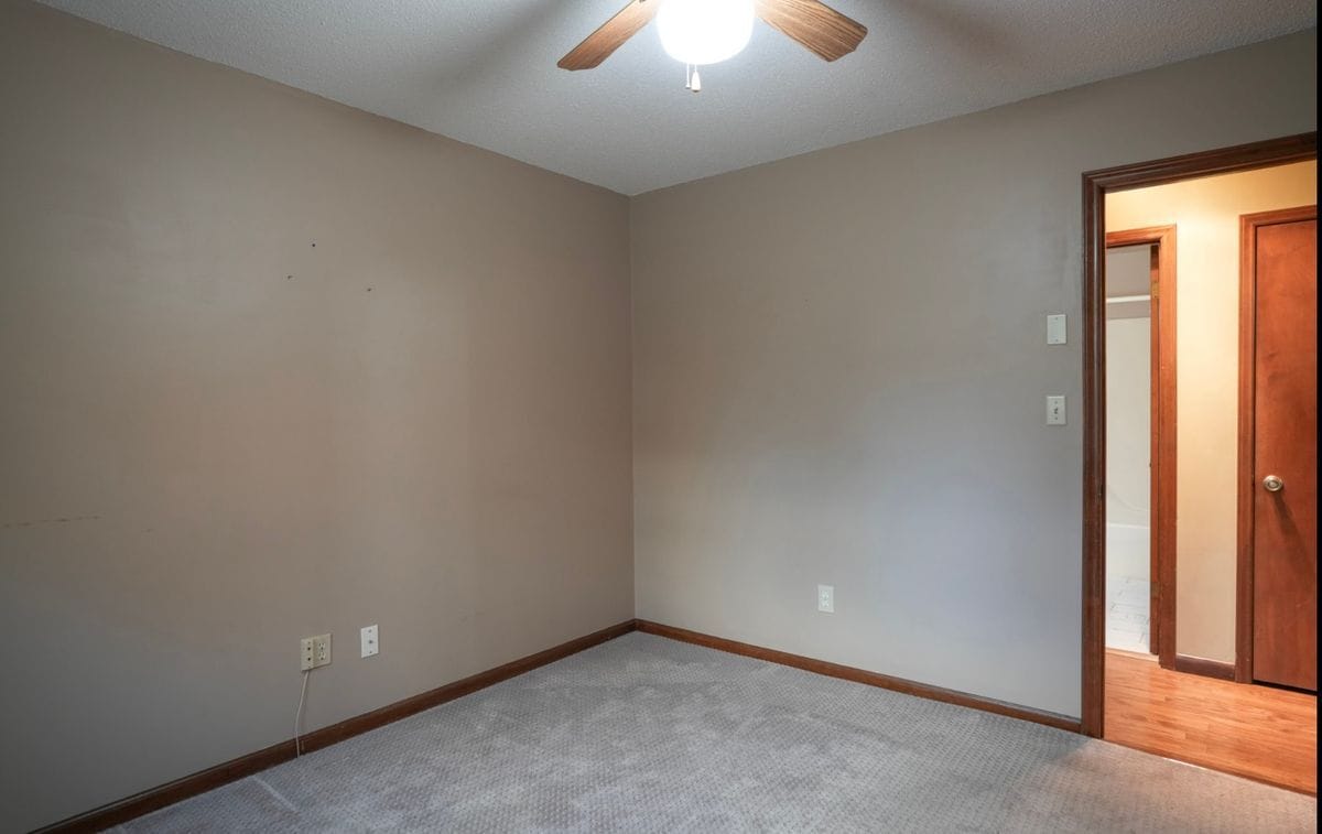 Building Photo - 116 Harriet Ln