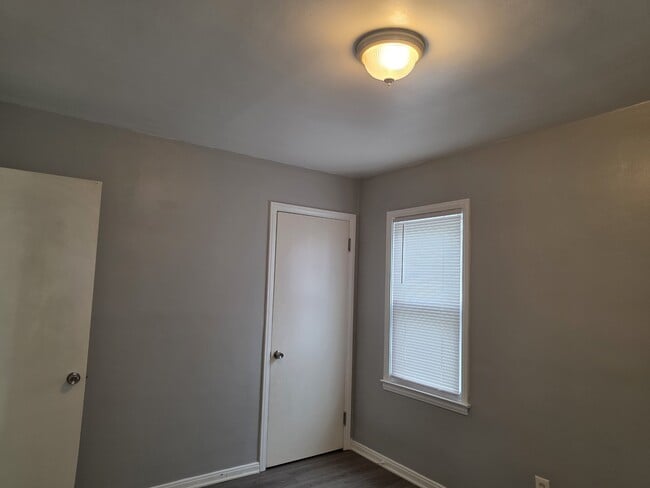 Building Photo - 26051 Alger St