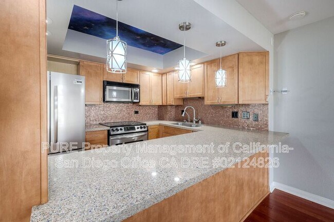 Building Photo - 4944 Cass St