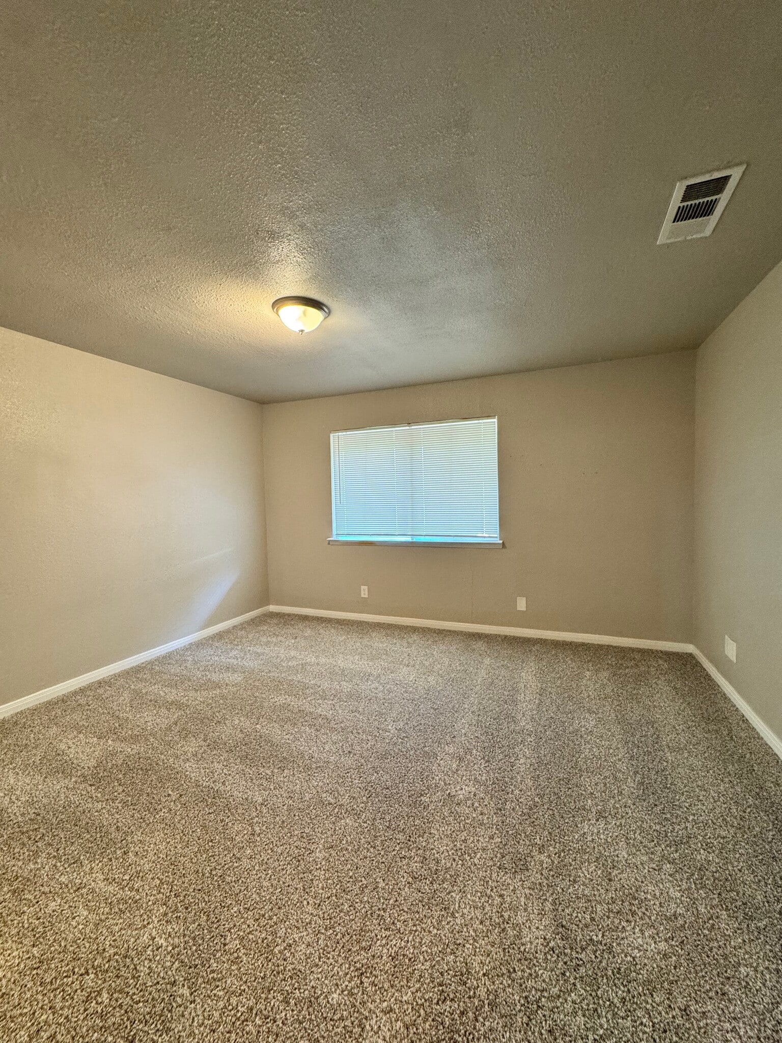 Bedroom 1 - 211 W Cardinal Ln