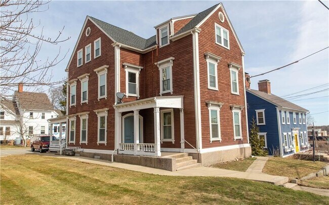 Building Photo - 21 Division St