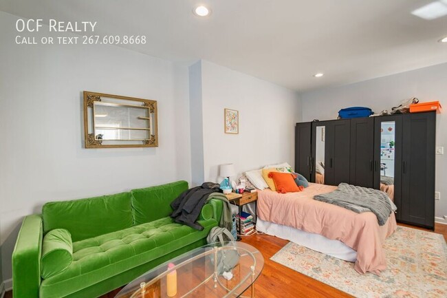 Building Photo - Washington Square West Studio Apartment