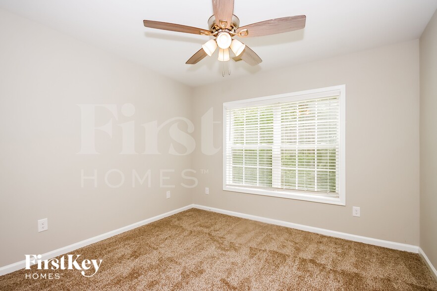 Building Photo - 11818 Sidney Crest Ave