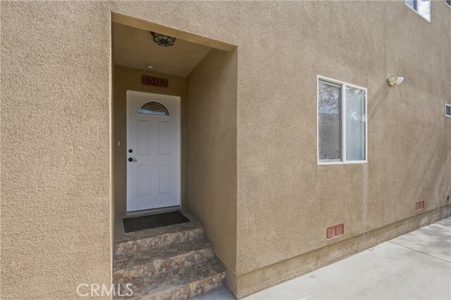 Building Photo - 5017 Halldale Ave