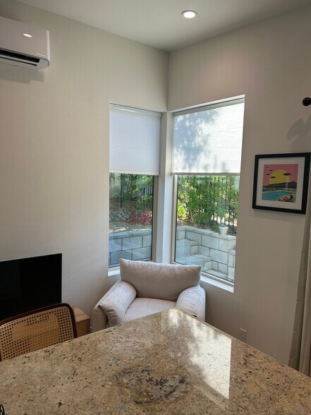 Building Photo - 37910 Palo Verde Dr