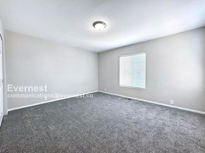 Building Photo - 9758 Laredo St.