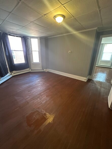 Building Photo - 77 North St