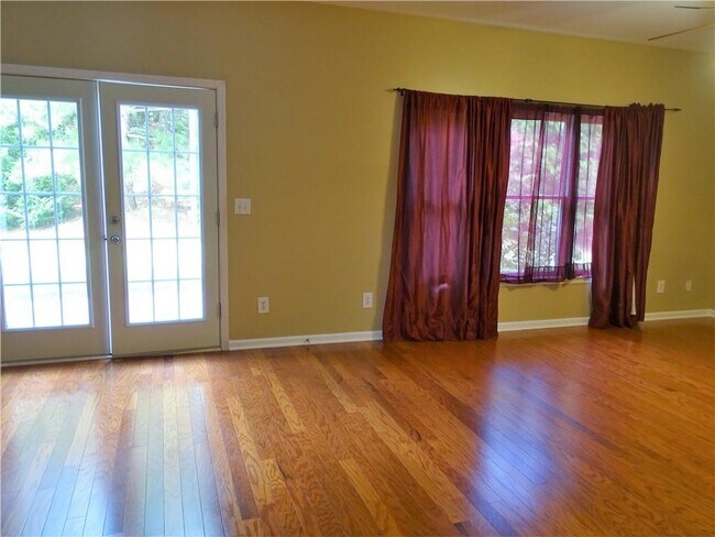 Building Photo - 3485 McClure Woods Dr