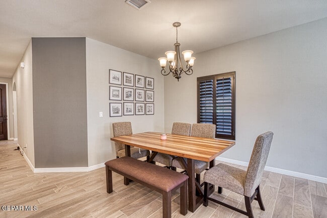 Building Photo - 13772 Newton Ct