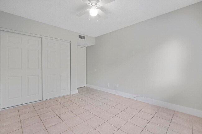 Building Photo - 9166 W Atlantic Blvd