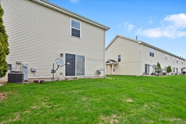 Building Photo - 1737 W Chrysler Dr