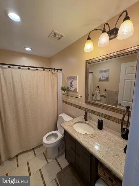 Building Photo - 310 Steeplechase Ct