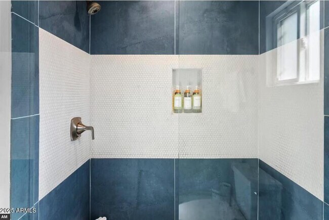 Building Photo - 4844 E Andora Dr
