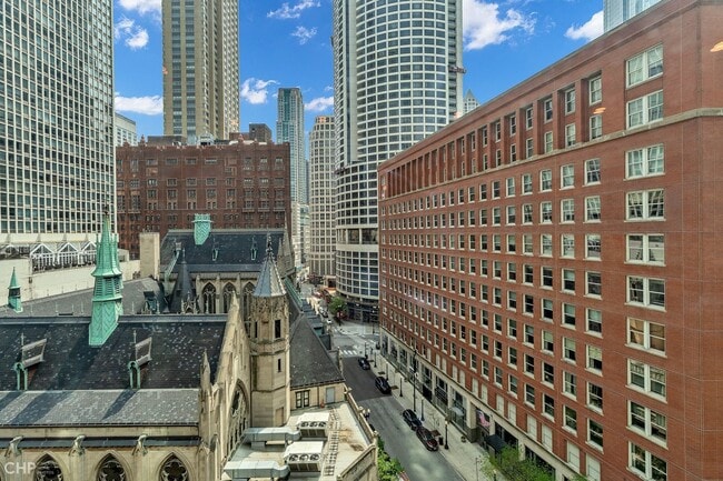 Building Photo - 50 E Chestnut St