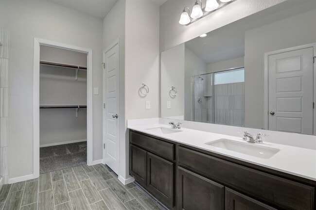 Building Photo - 21302 Pioneer Cove