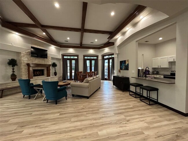 Building Photo - 2320 Gracy Farms Ln