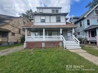Building Photo - 1056 E 99th St
